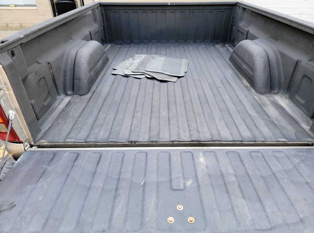 2003 GMC Sierra Image 75