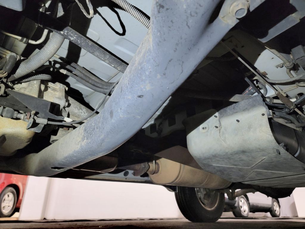 2005 Chevrolet Astro Image 32