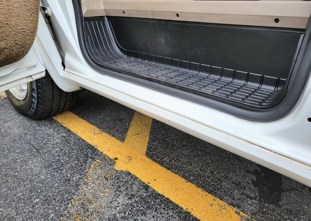 2005 Chevrolet Astro Image 36