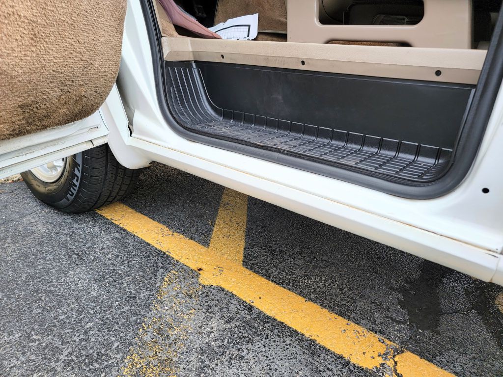 2005 Chevrolet Astro Image 37