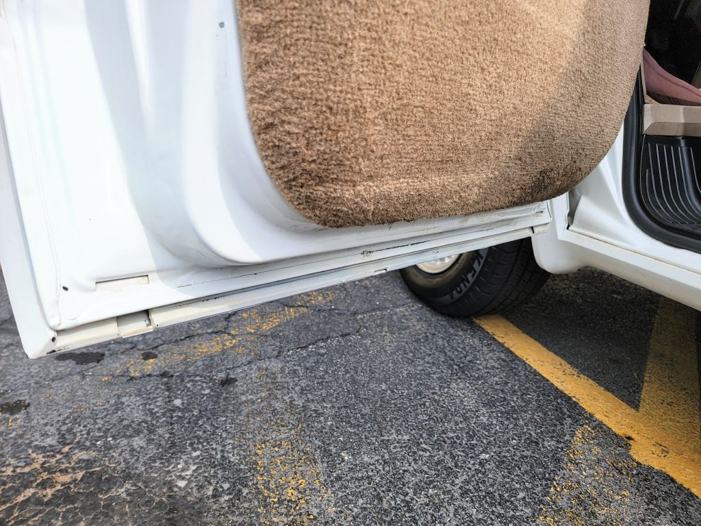2005 Chevrolet Astro Image 38