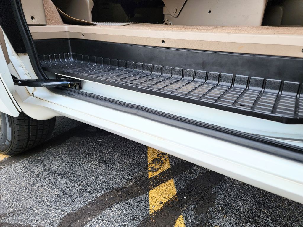 2005 Chevrolet Astro Image 46
