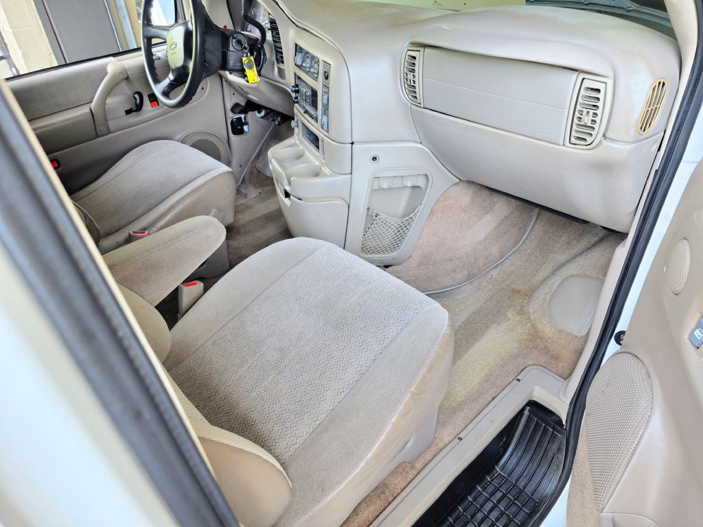 2005 Chevrolet Astro Image 55