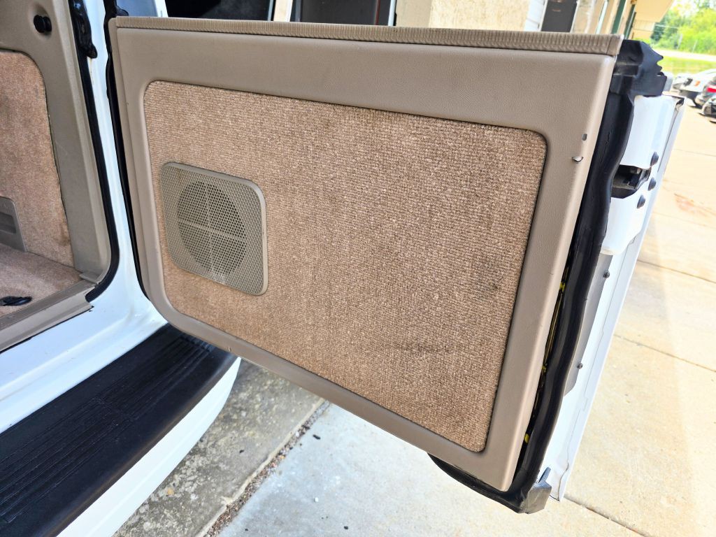 2005 Chevrolet Astro Image 68