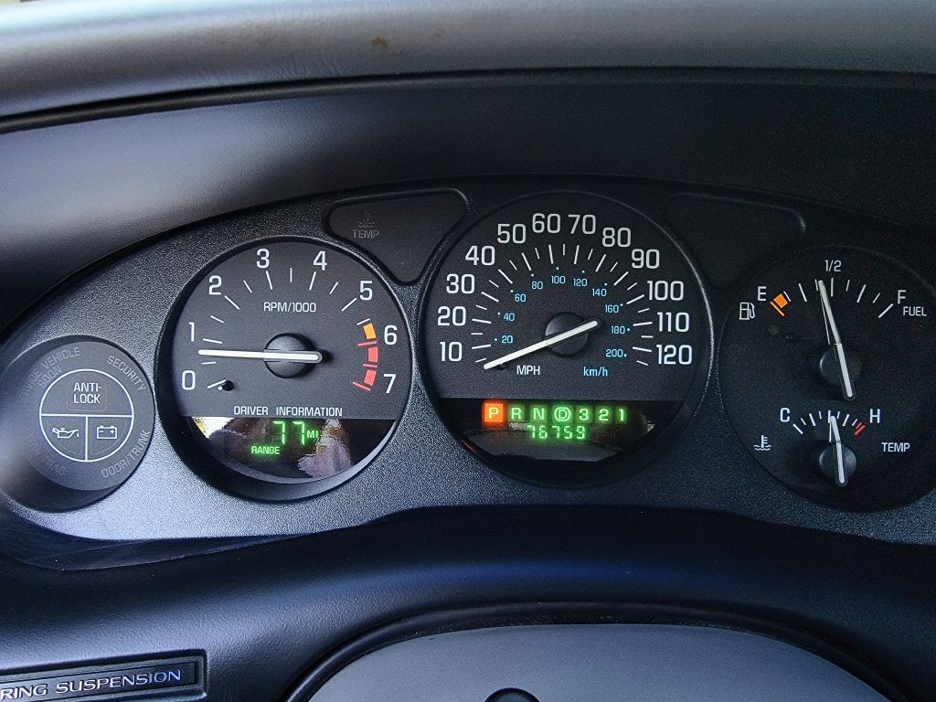 2000 Buick Regal Image 3