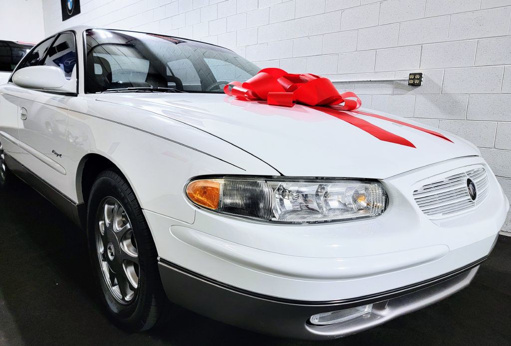 2000 Buick Regal Image 7