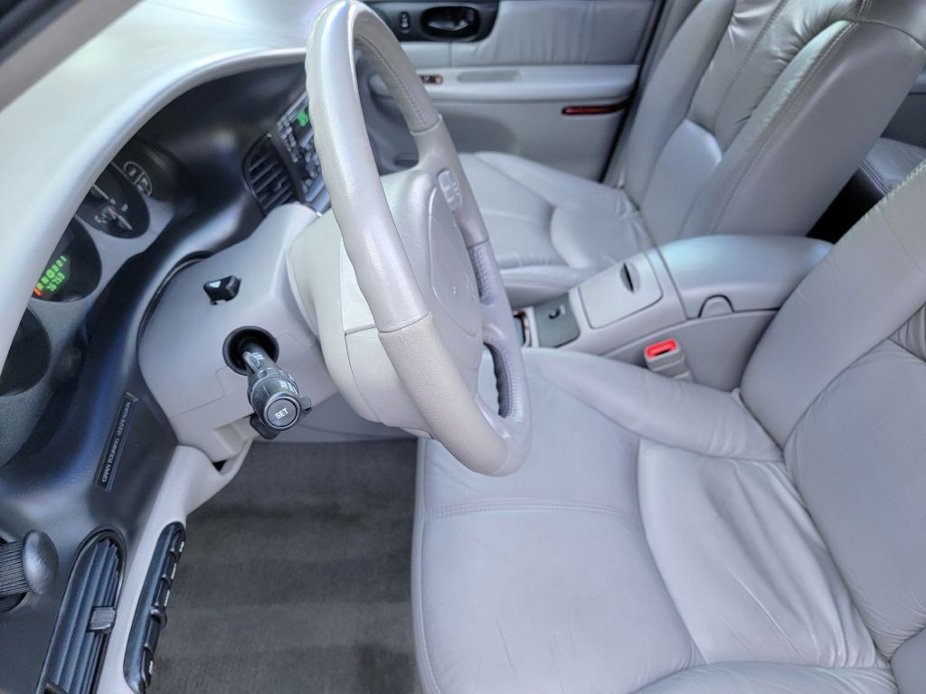 2000 Buick Regal Image 26