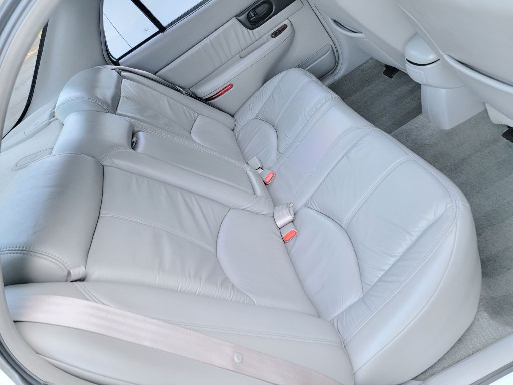 2000 Buick Regal Image 41