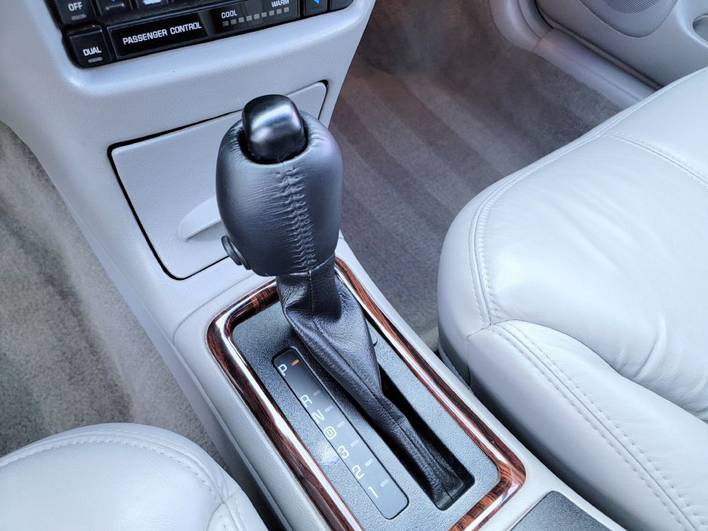2000 Buick Regal Image 70