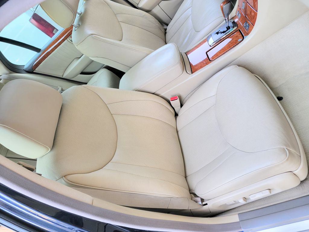 2006 Lexus LS Image 32