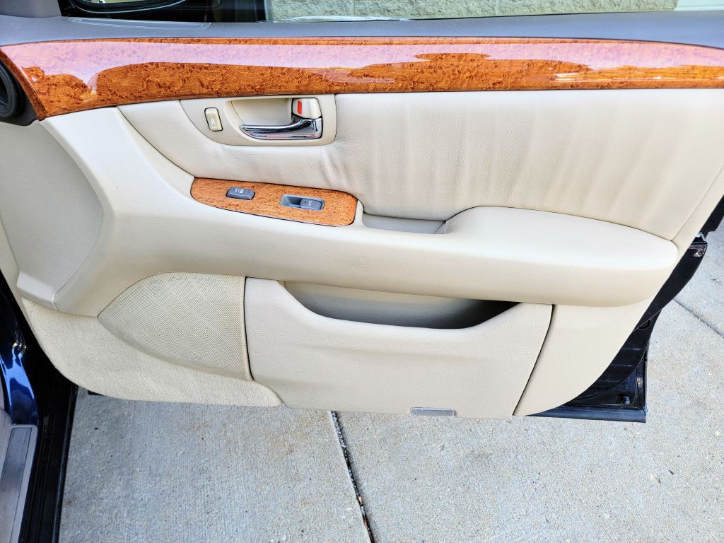 2006 Lexus LS Image 33