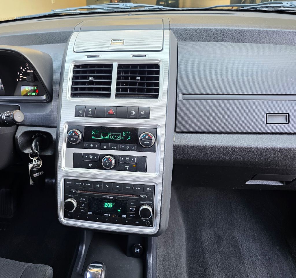 2010 Dodge Journey Image 24