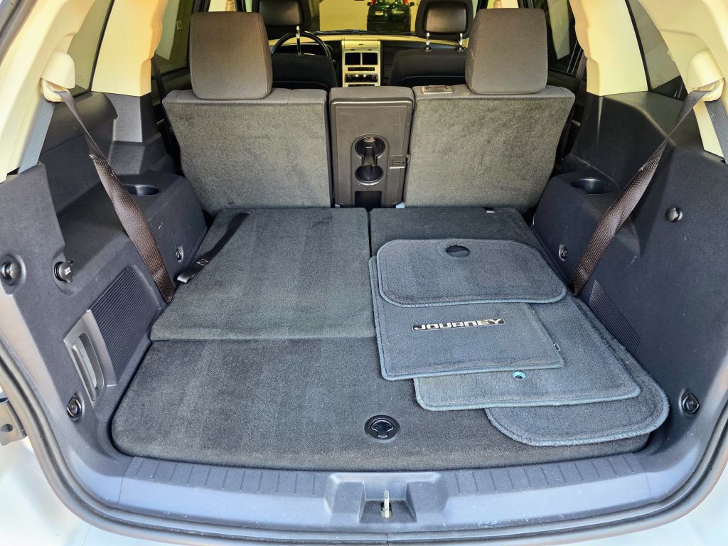 2010 Dodge Journey Image 31