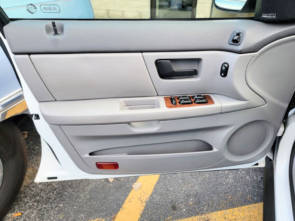 2004 Ford Taurus Image 10
