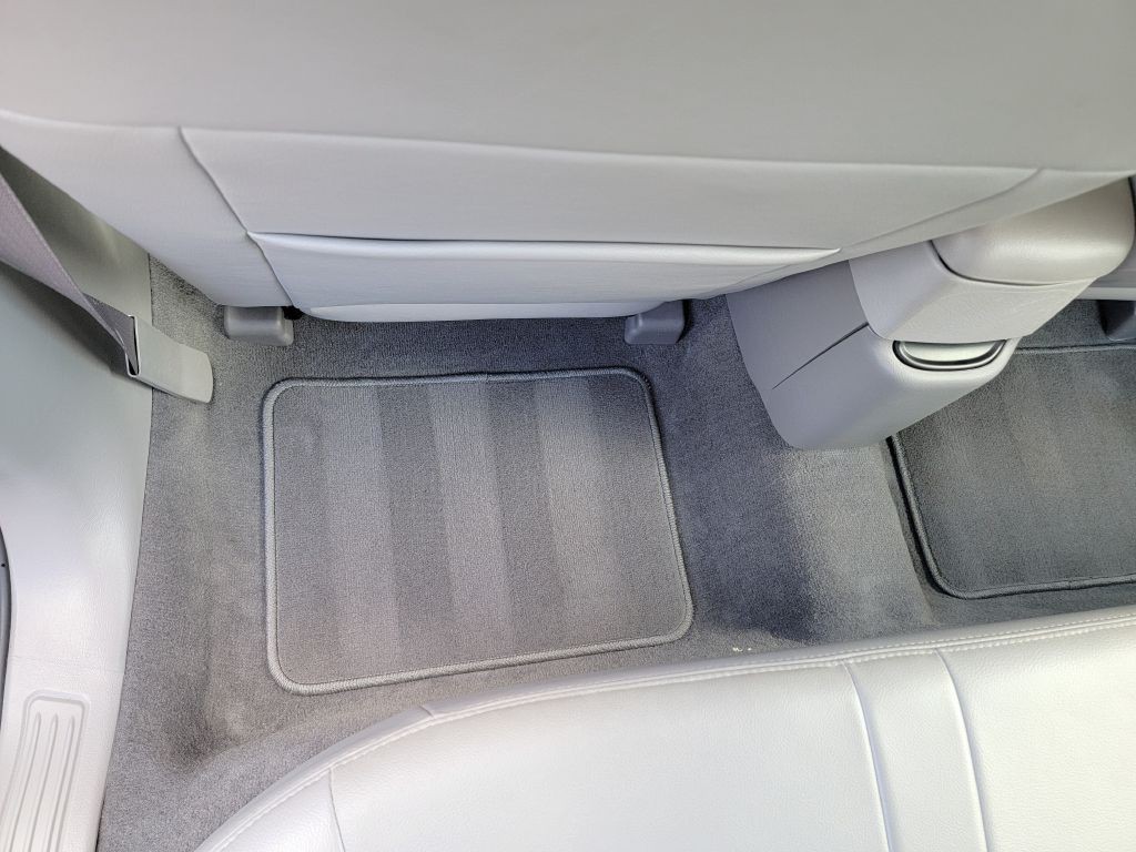 2004 Ford Taurus Image 17