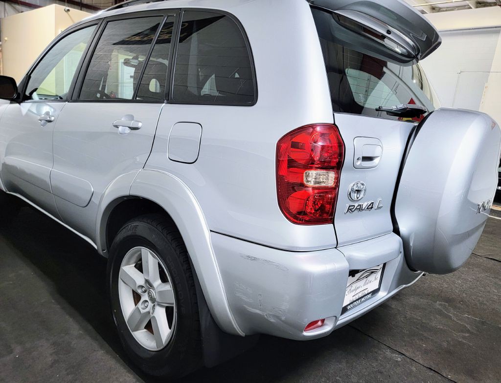 2005 Toyota Rav4 Image 16