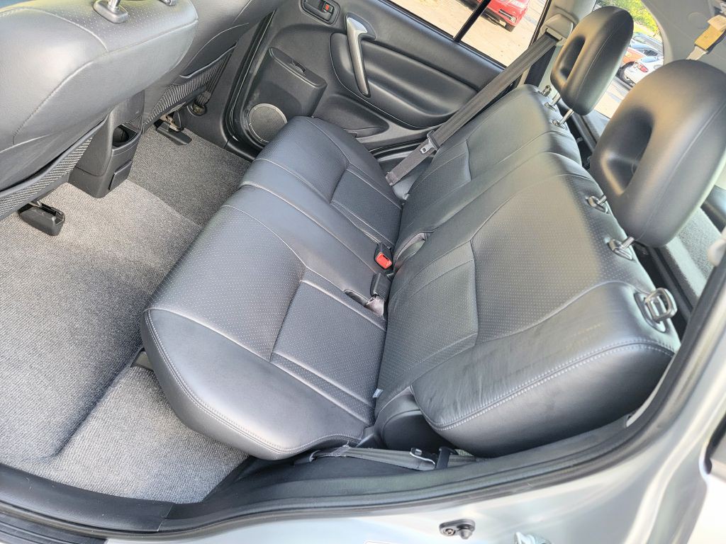 2005 Toyota Rav4 Image 28