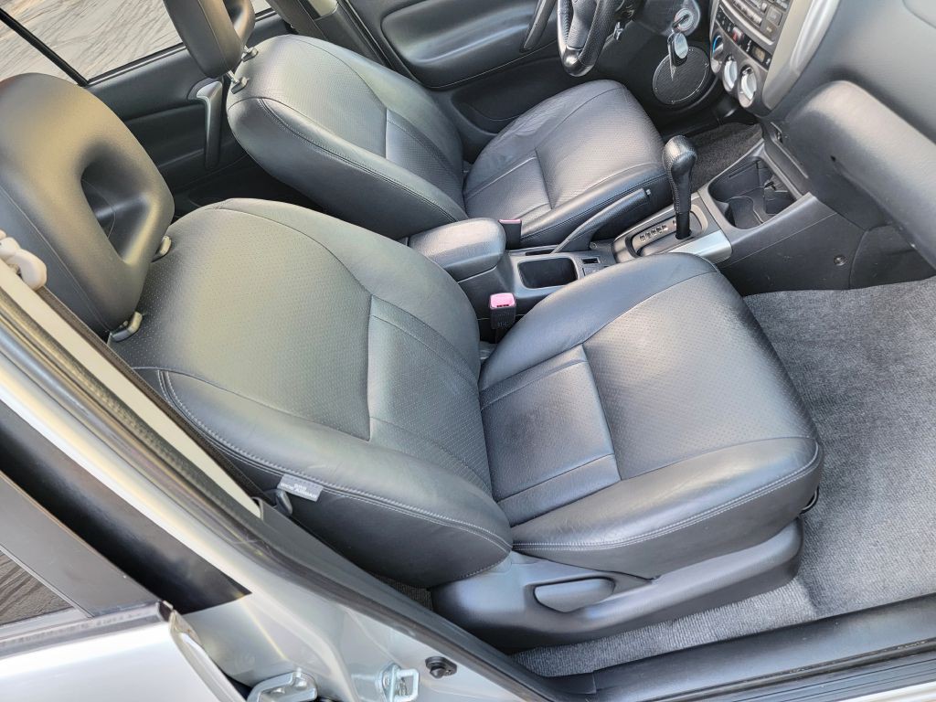 2005 Toyota Rav4 Image 38