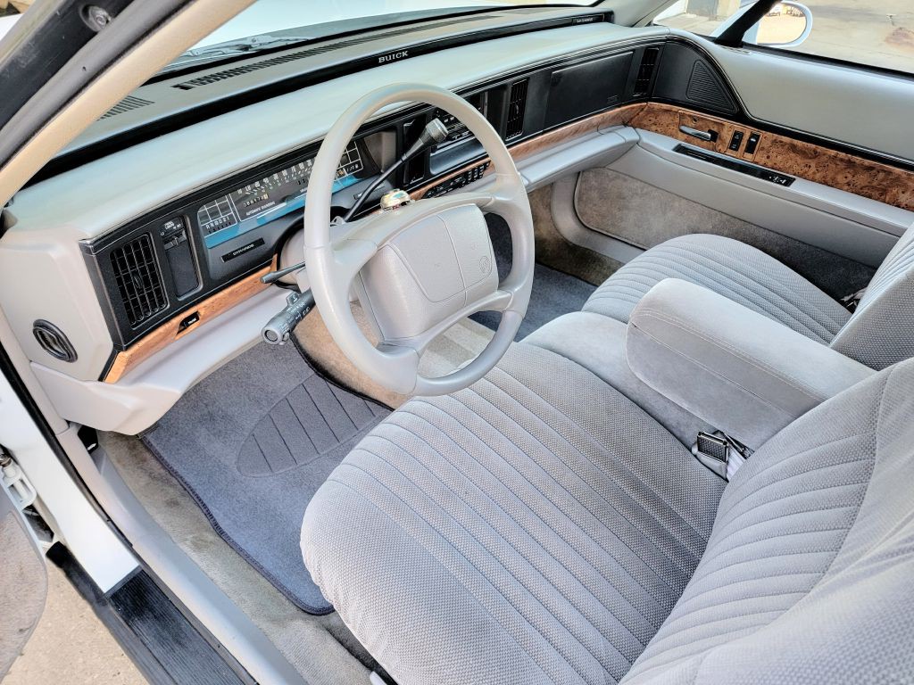 1994 Buick LeSabre Image 7