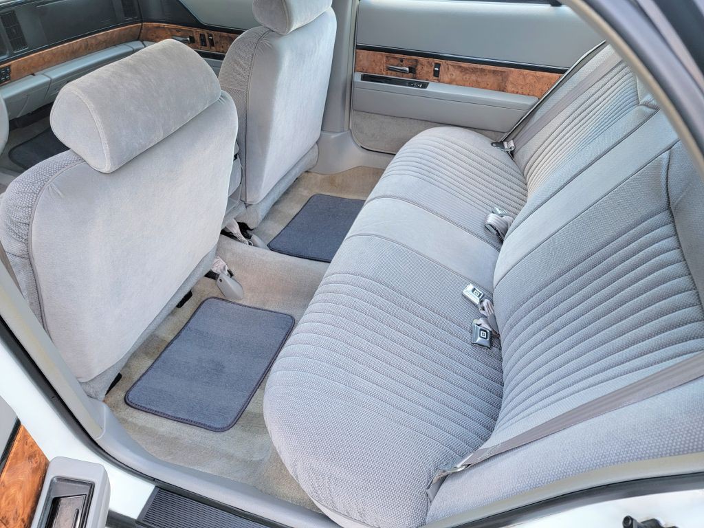 1994 Buick LeSabre Image 11