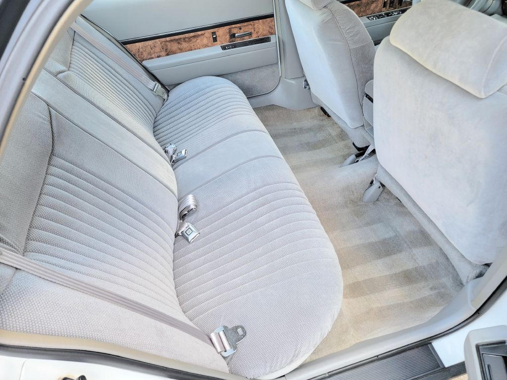 1994 Buick LeSabre Image 16