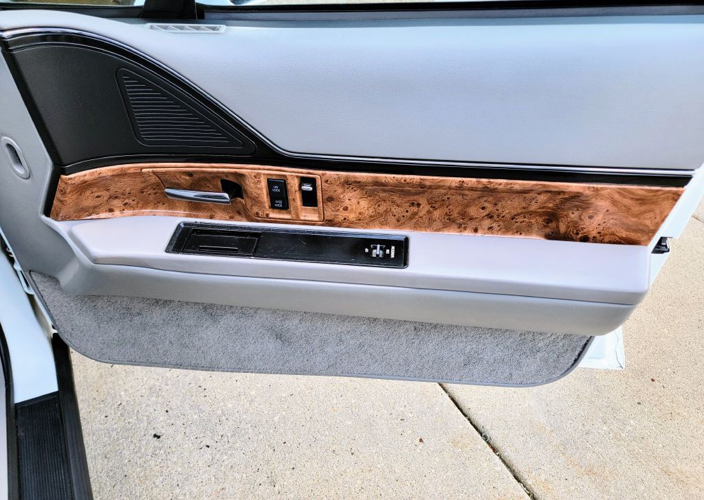 1994 Buick LeSabre Image 23
