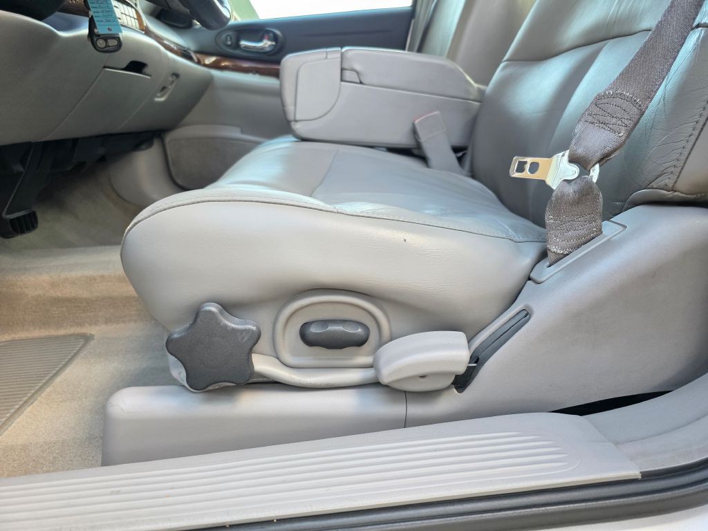 2004 Buick LeSabre Image 19