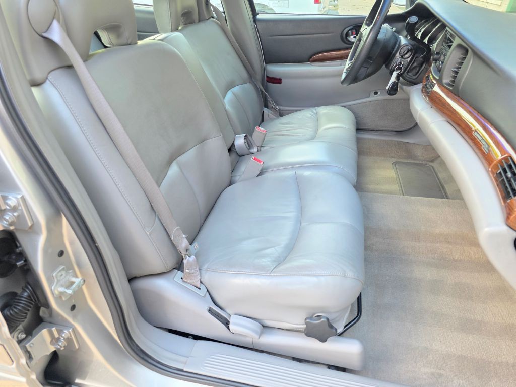 2004 Buick LeSabre Image 26
