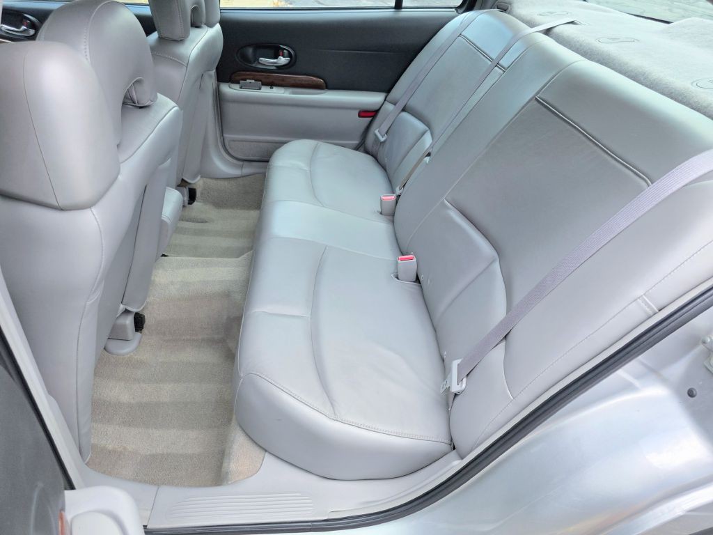 2004 Buick LeSabre Image 31