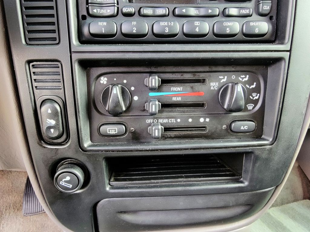 2002 Ford Windstar Image 41