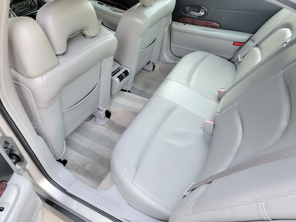 2005 Buick LeSabre Image 25