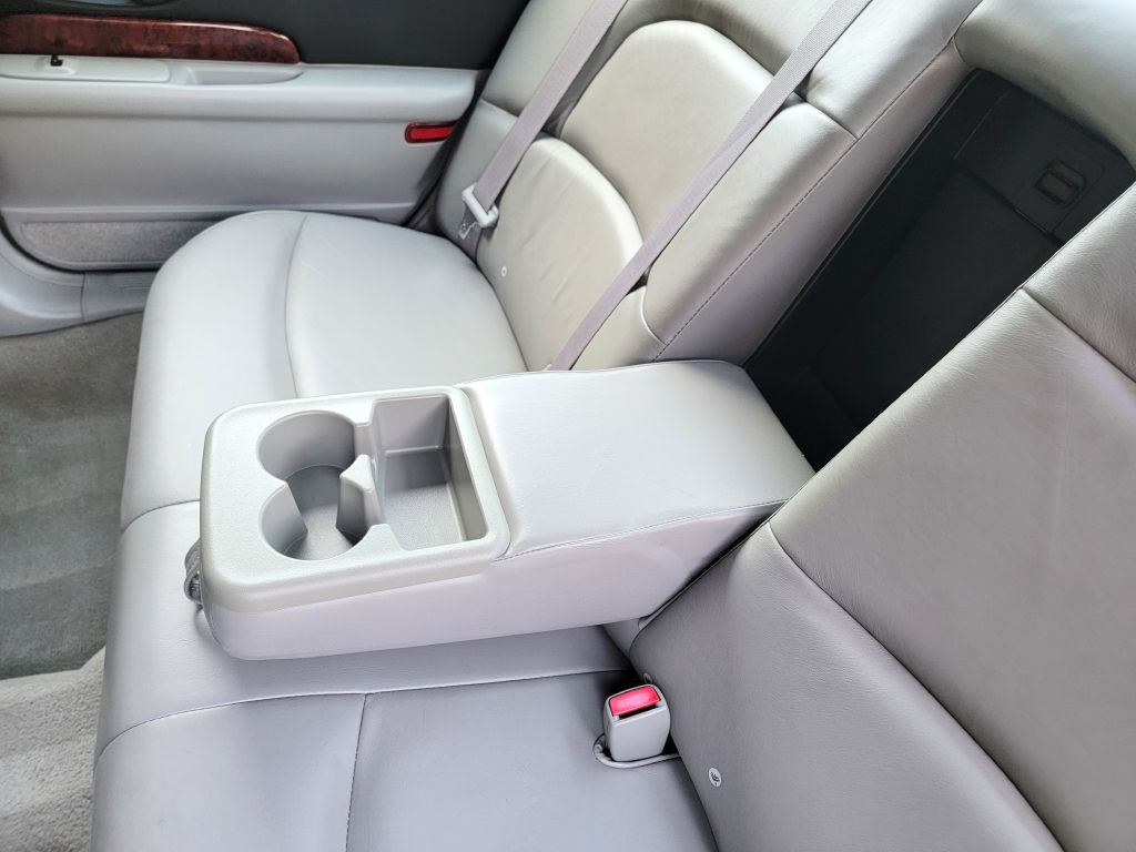 2005 Buick LeSabre Image 30