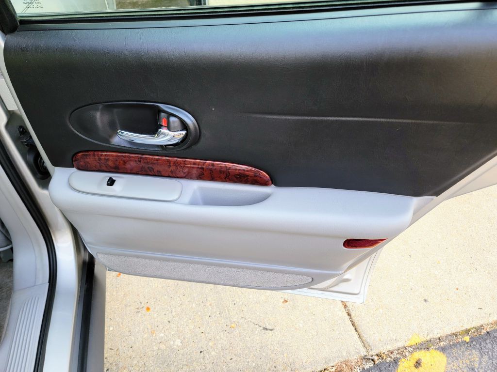 2005 Buick LeSabre Image 38