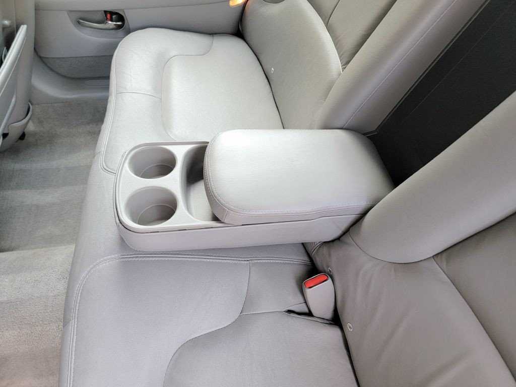 2004 Buick Park Avenue Image 11