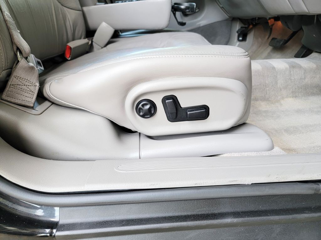 2004 Buick Park Avenue Image 20