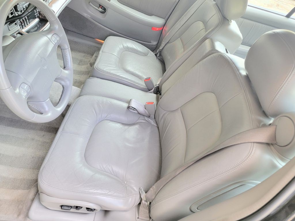2004 Buick Park Avenue Image 21