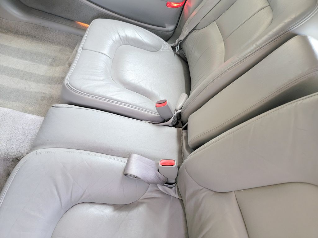2004 Buick Park Avenue Image 22