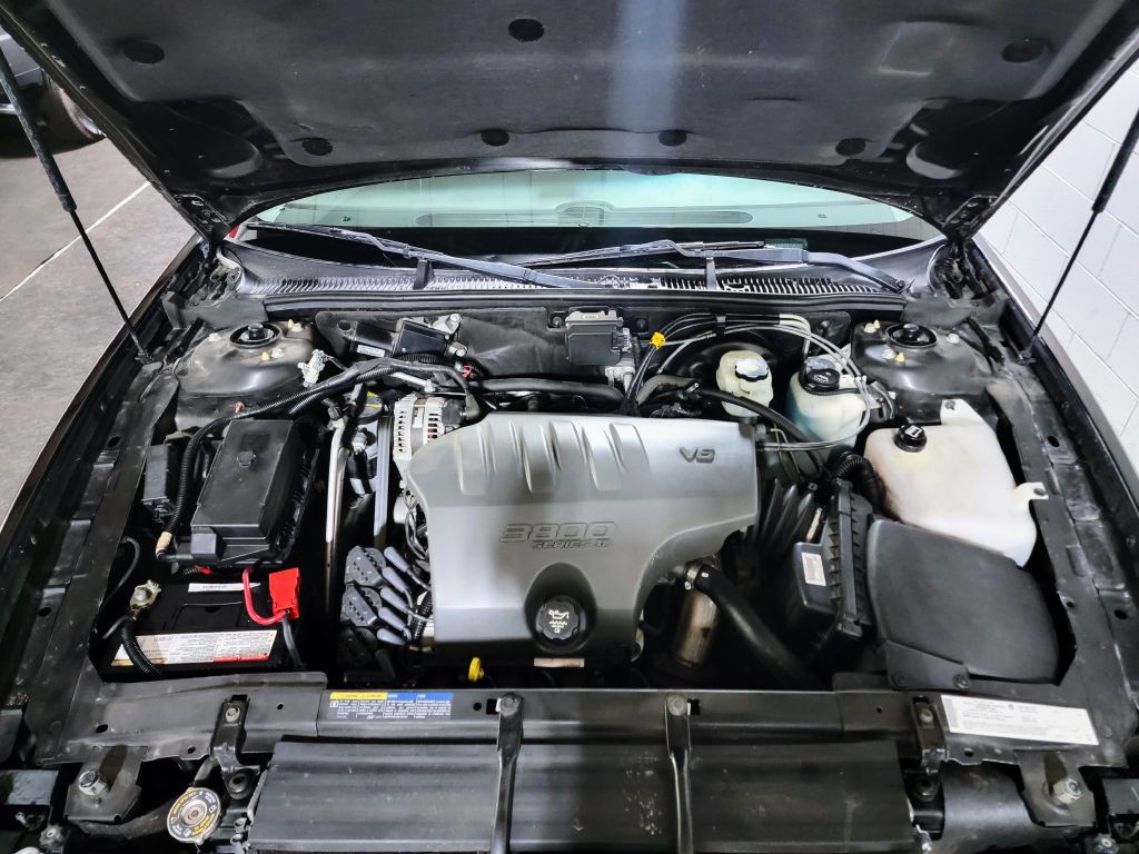 2004 Buick Park Avenue Image 32