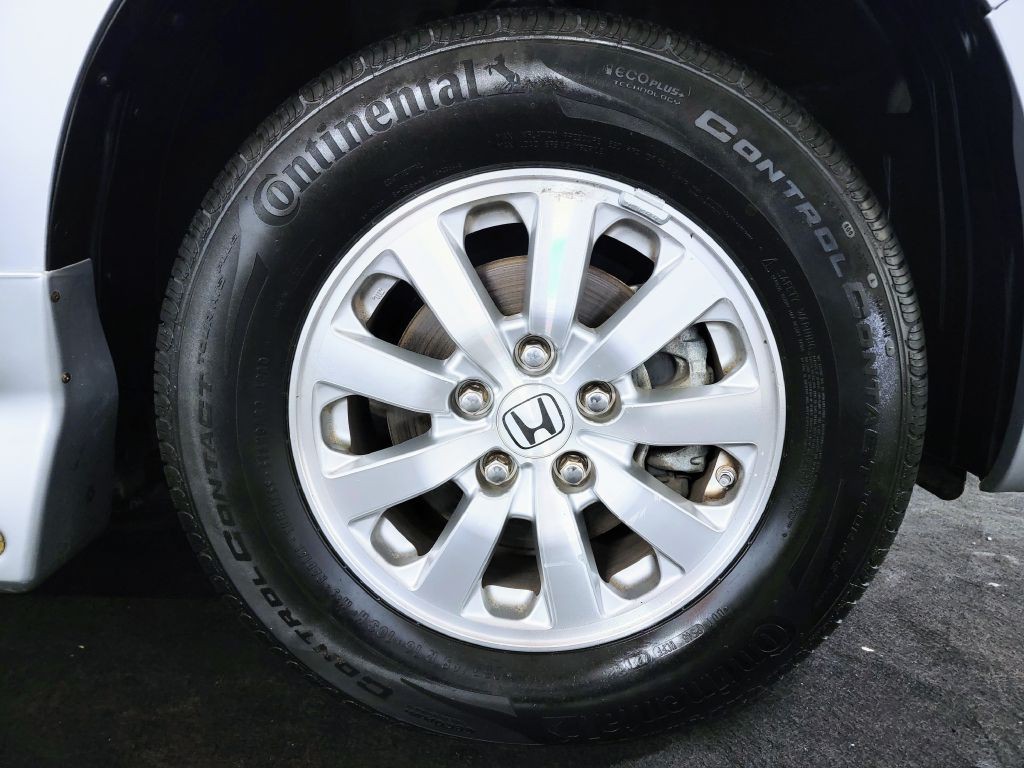 2010 Honda Odyssey Image 10