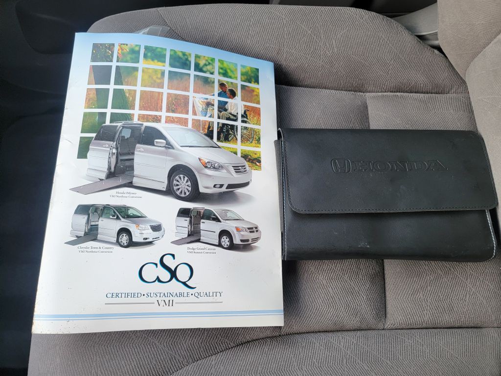 2010 Honda Odyssey Image 29