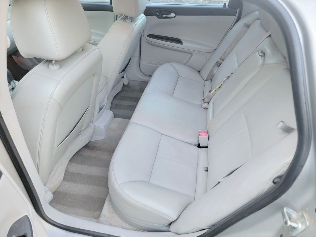 2008 Chevrolet Impala Image 10