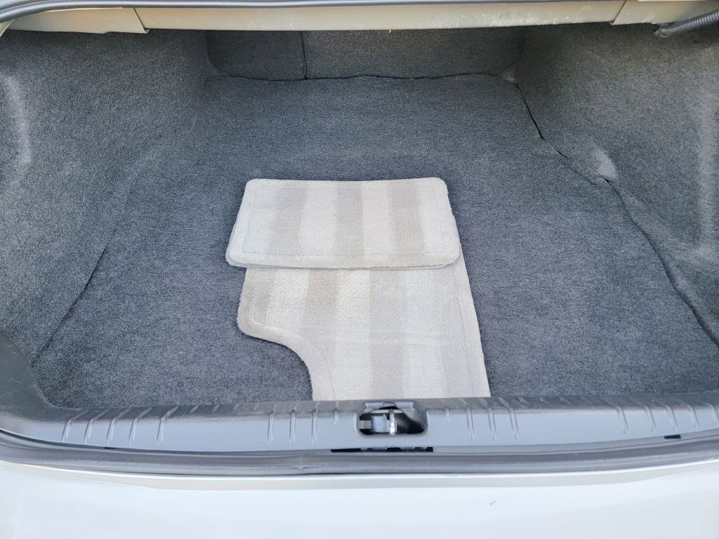 2008 Chevrolet Impala Image 13