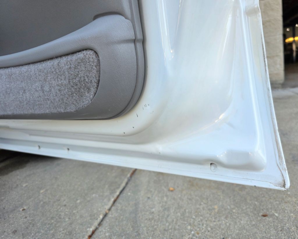 2005 Buick LeSabre Image 38