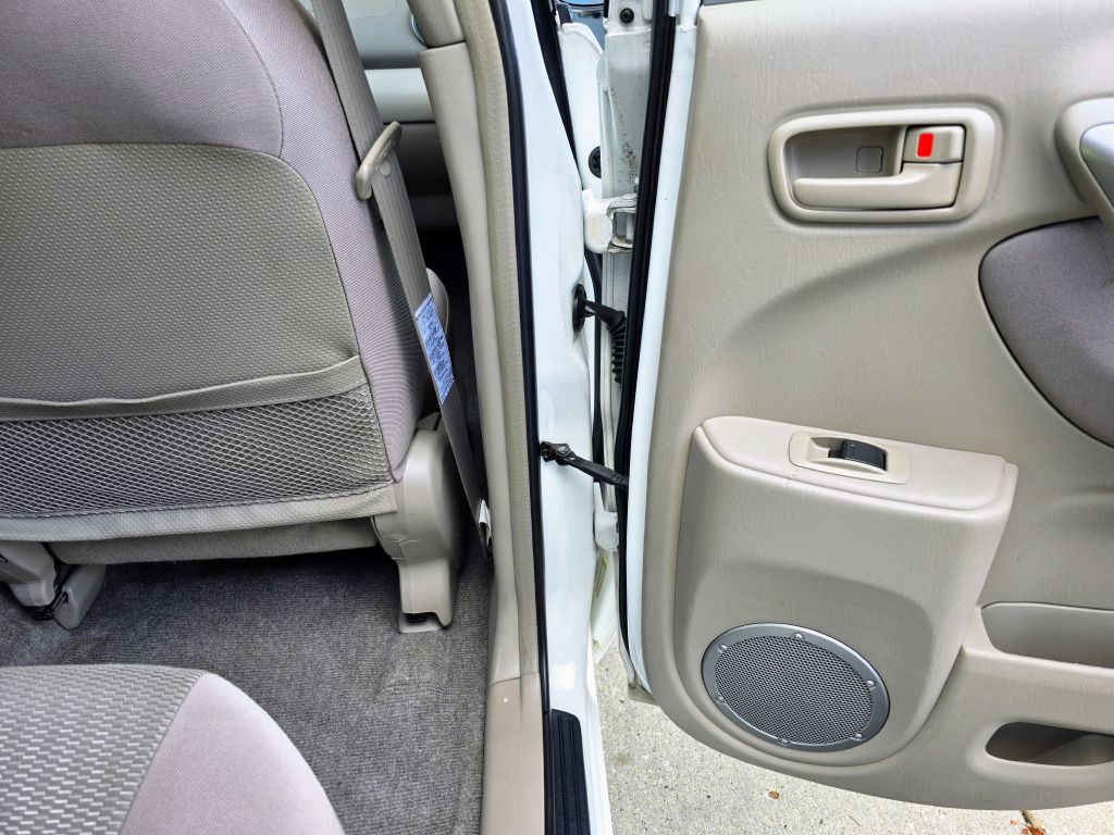 2004 Toyota Rav4 Image 20