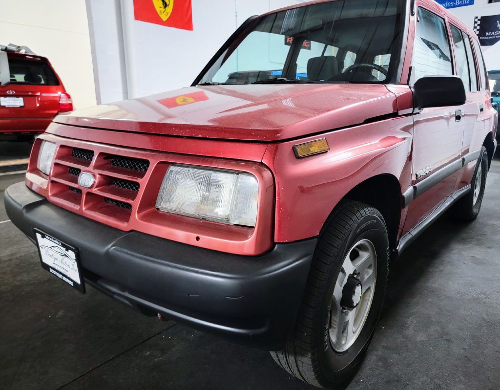 1998 Chevrolet Tracker Image 5