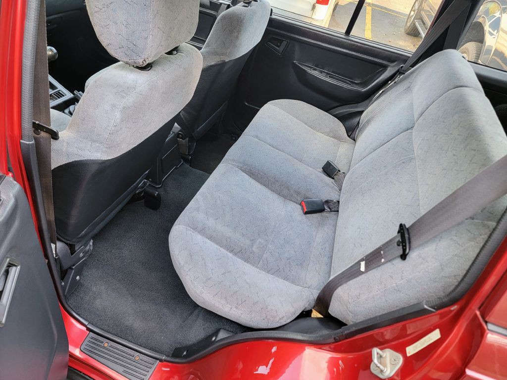 1998 Chevrolet Tracker Image 10