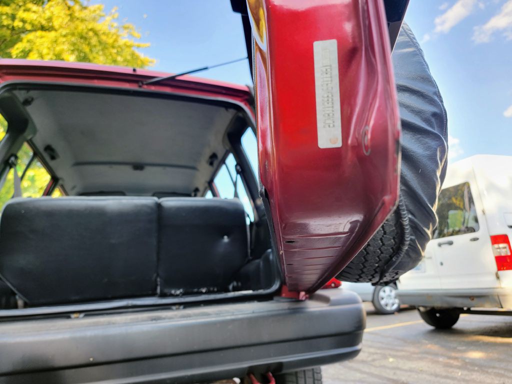 1998 Chevrolet Tracker Image 13
