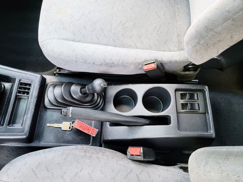 1998 Chevrolet Tracker Image 35