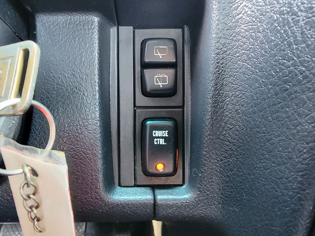 1998 Chevrolet Tracker Image 37