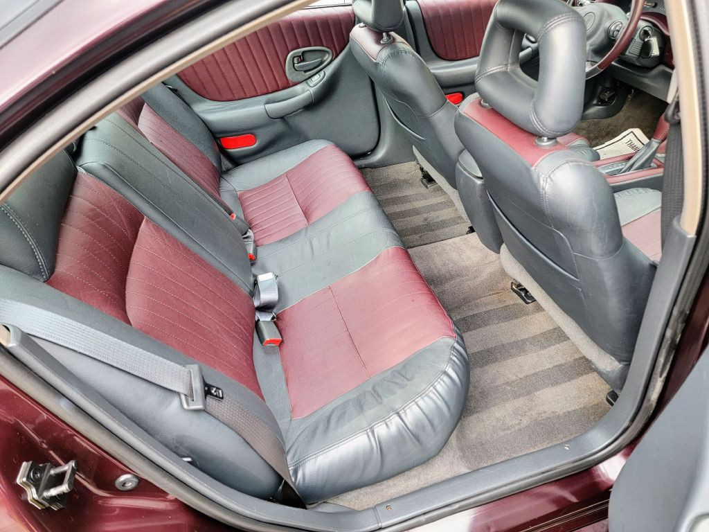 2002 Pontiac Grand Prix Image 35